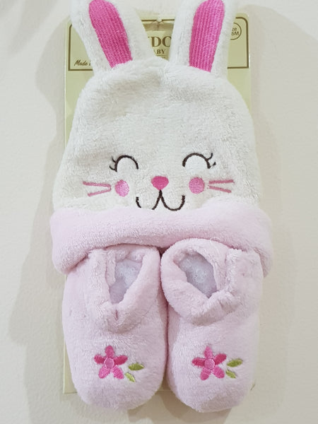 Hat & Booties (Pink Bunny)